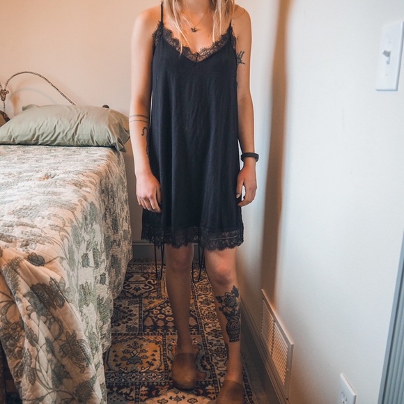pull and bear slip dress